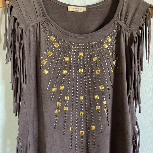 Sleeveless Fringed Tunic - Picture 4 of 8